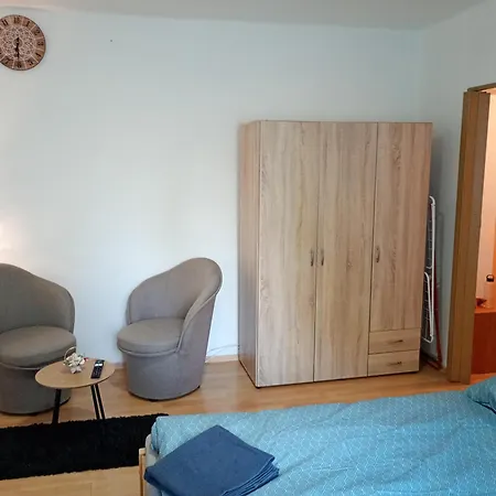 Trencan Free Parking Centre Apartment *